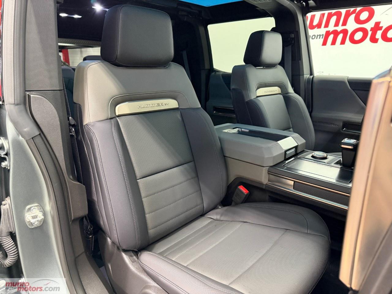 2024 GMC HUMMER EV SUV e4WD 4dr 3X Photo