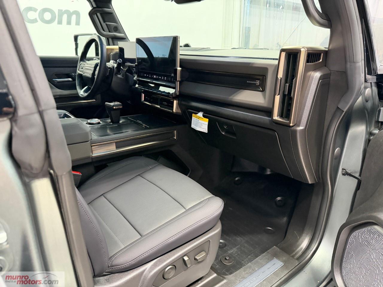 2024 GMC HUMMER EV SUV e4WD 4dr 3X Photo