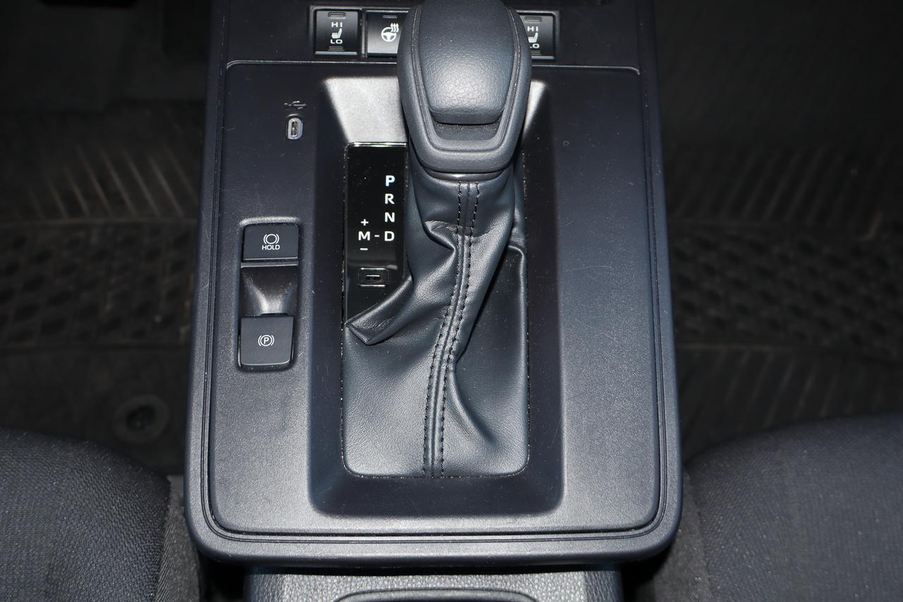 2026 Toyota Corolla Cross LE AWD Photo