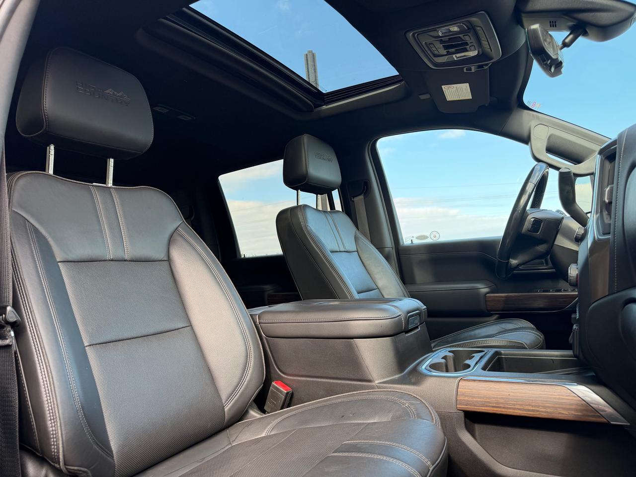 2021 Chevrolet Silverado 3500 High Country *LEATHER - 4X4 CERTIFIED* Photo
