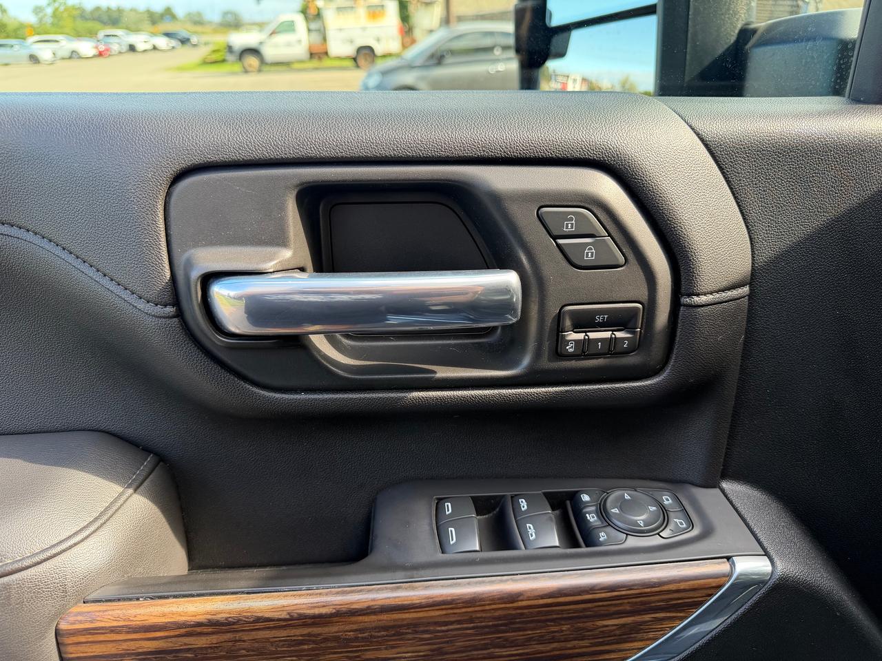 2021 Chevrolet Silverado 3500 High Country *LEATHER - 4X4 CERTIFIED* Photo