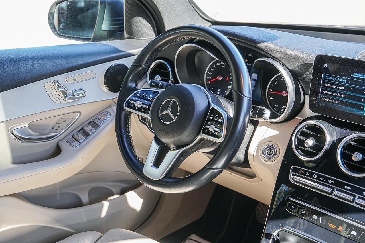 2022 Mercedes-Benz GLC-Class GLC 300 4MATIC |CLEAN CARFAX|NAVI|PANO|BSM|CAM Photo