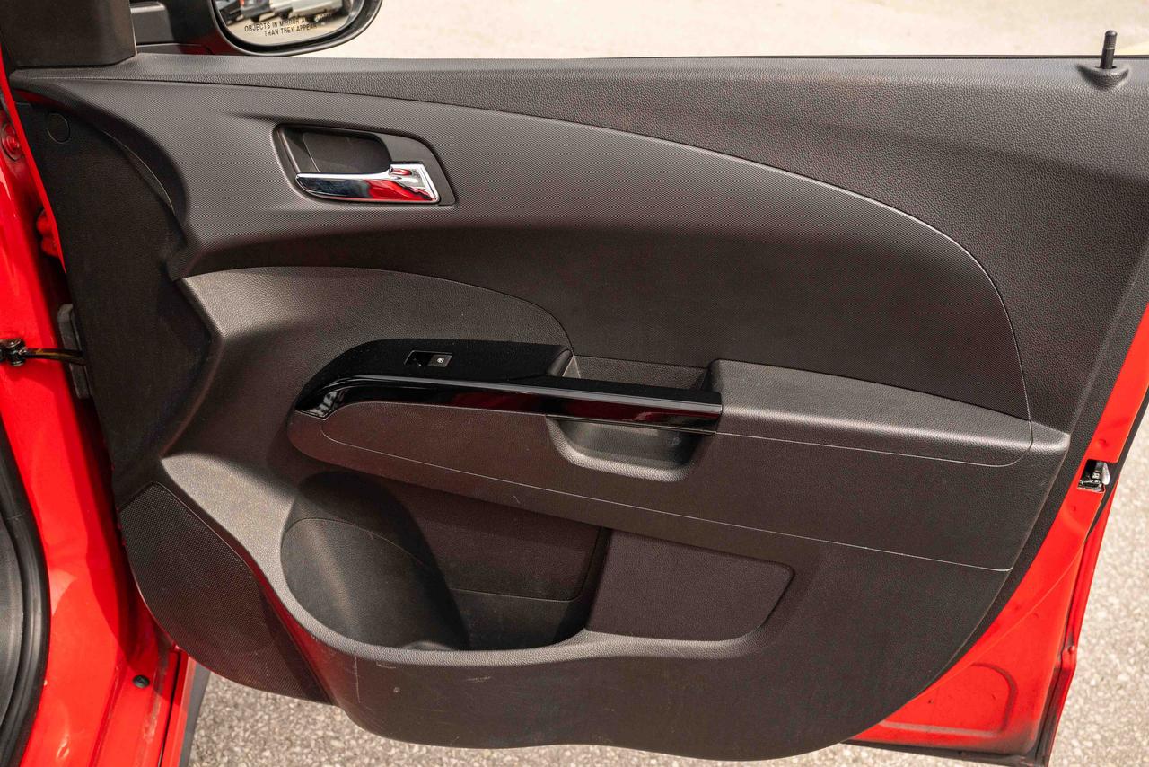 2014 Chevrolet Sonic RS TURBO Photo