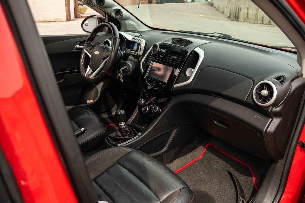 2014 Chevrolet Sonic RS TURBO Photo