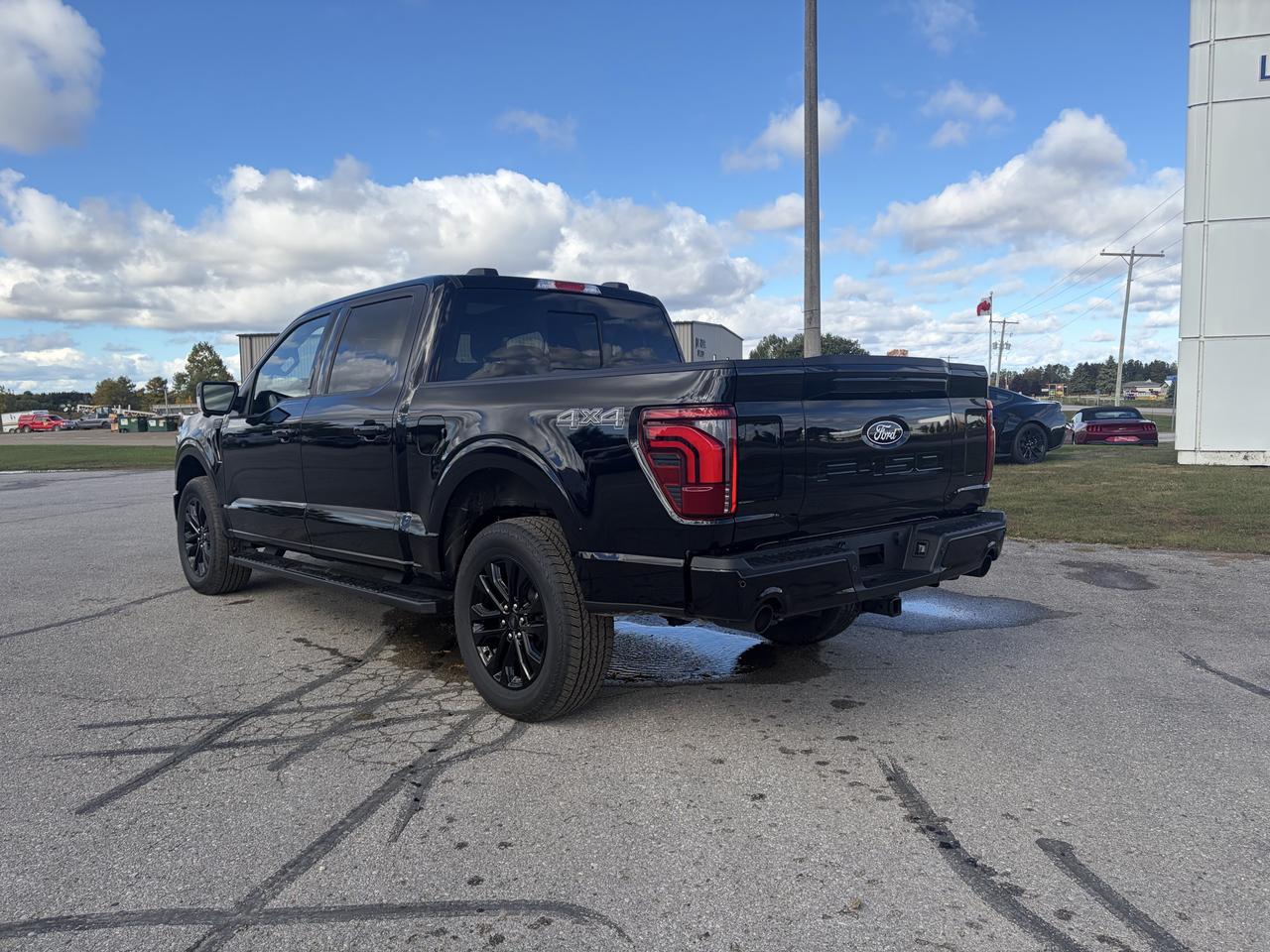 2026 Ford F-150 Lariat SuperCrew 501A 4x4 Photo3