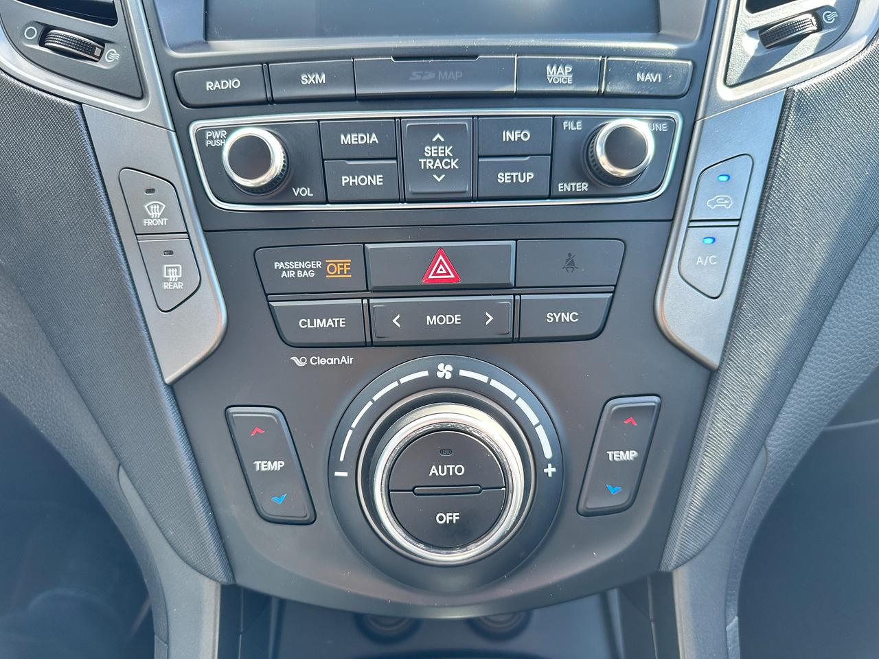 2018 Hyundai Santa Fe Sport LimitedAWD HTD/CLD-Leather PanoRoof RvCam XM NAV Photo
