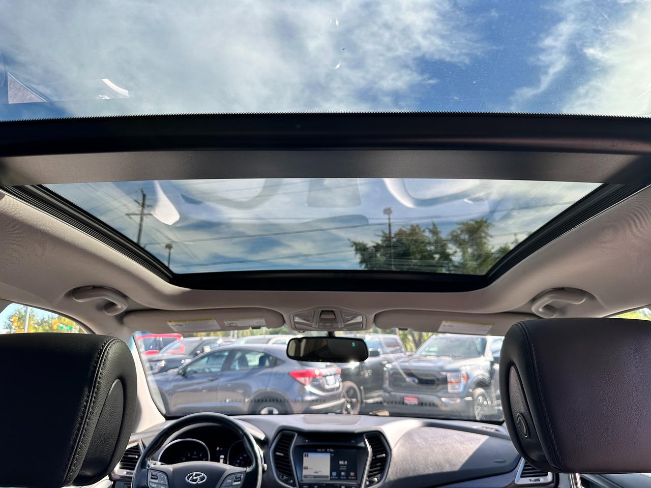 2018 Hyundai Santa Fe Sport LimitedAWD HTD/CLD-Leather PanoRoof RvCam XM NAV Photo