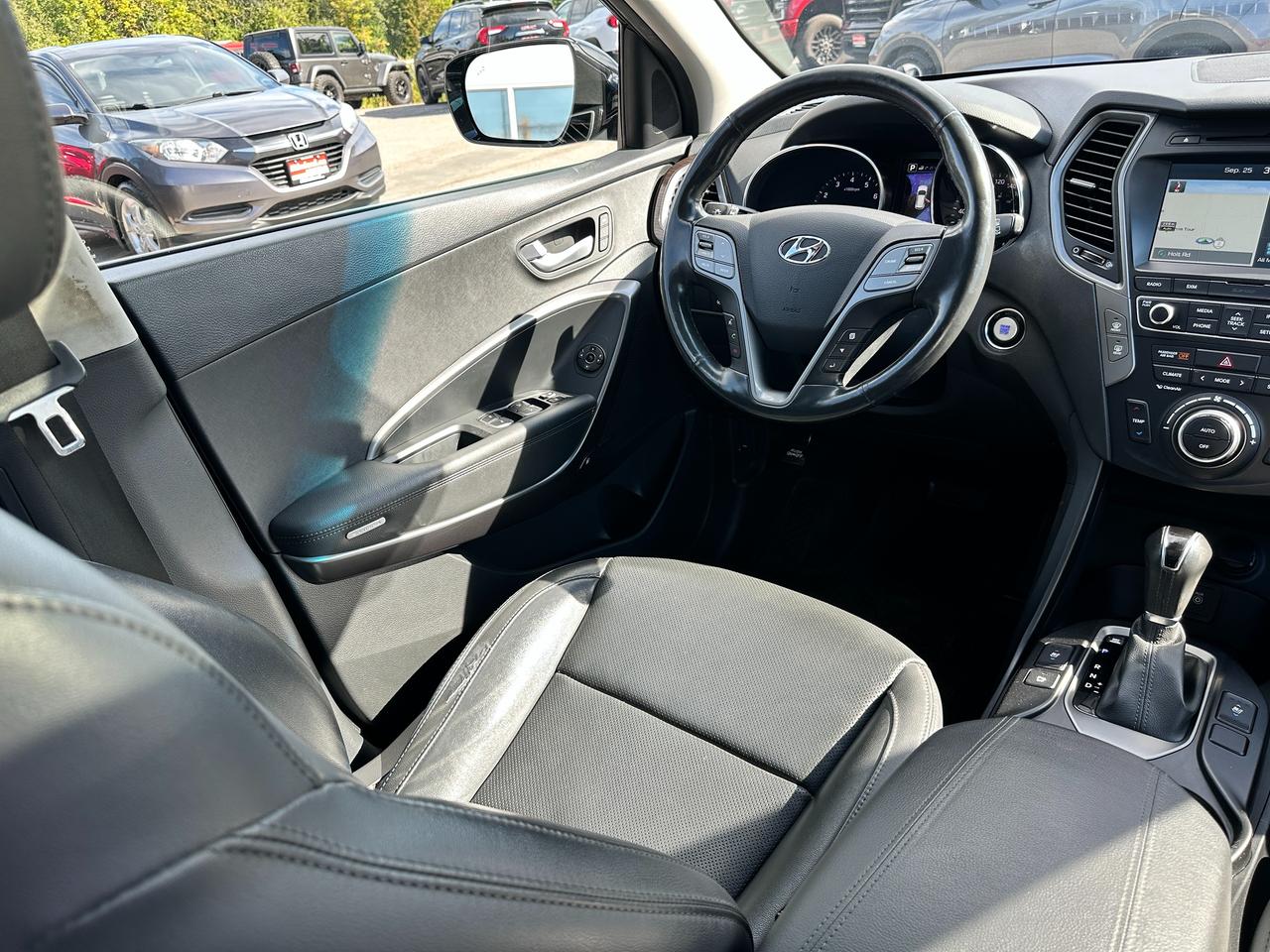 2018 Hyundai Santa Fe Sport LimitedAWD HTD/CLD-Leather PanoRoof RvCam XM NAV Photo