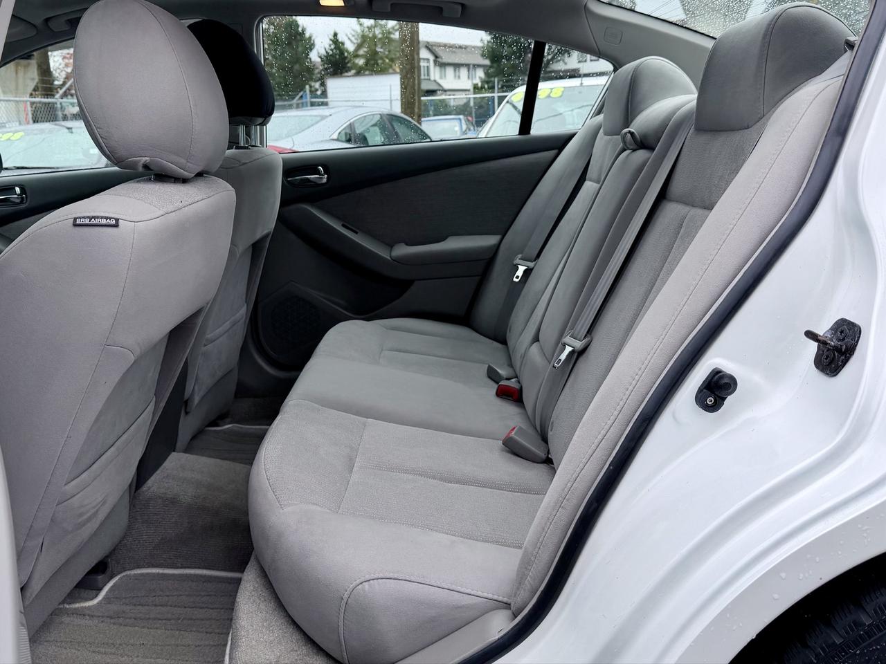 2010 Nissan Altima FINANCING AVAILABLE Photo15