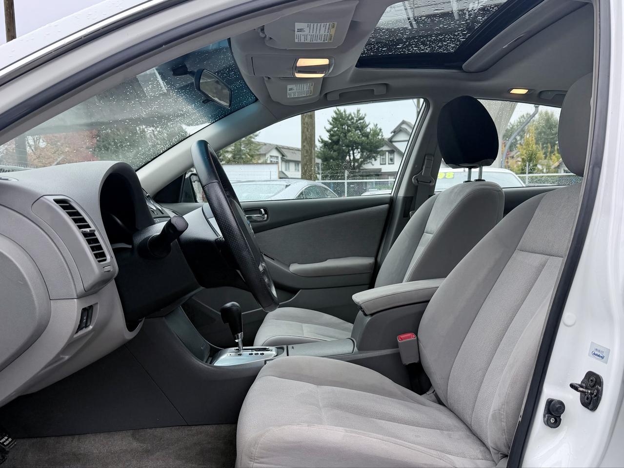 2010 Nissan Altima FINANCING AVAILABLE Photo9