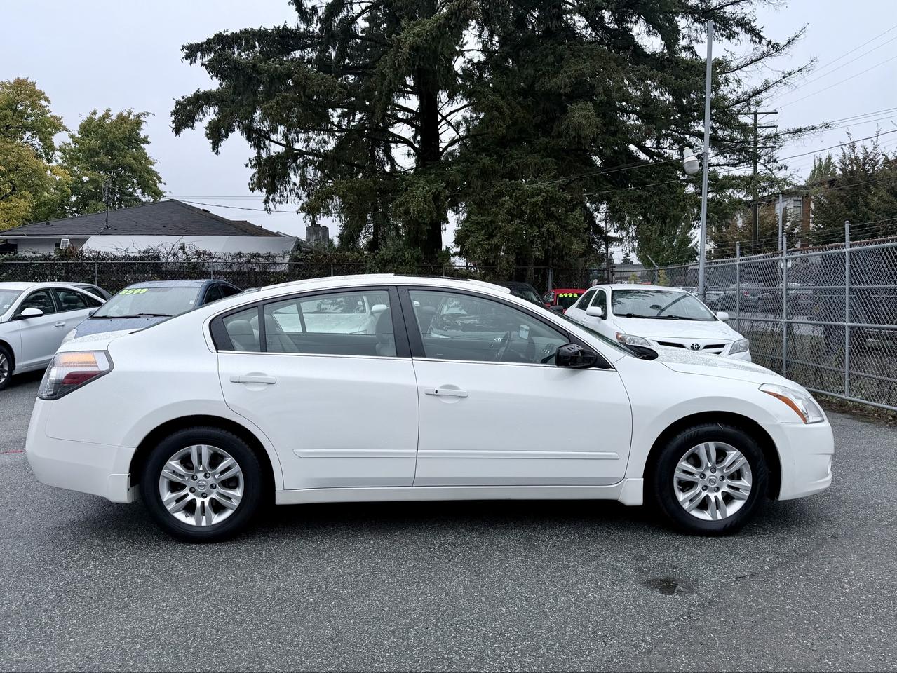 2010 Nissan Altima FINANCING AVAILABLE Photo4