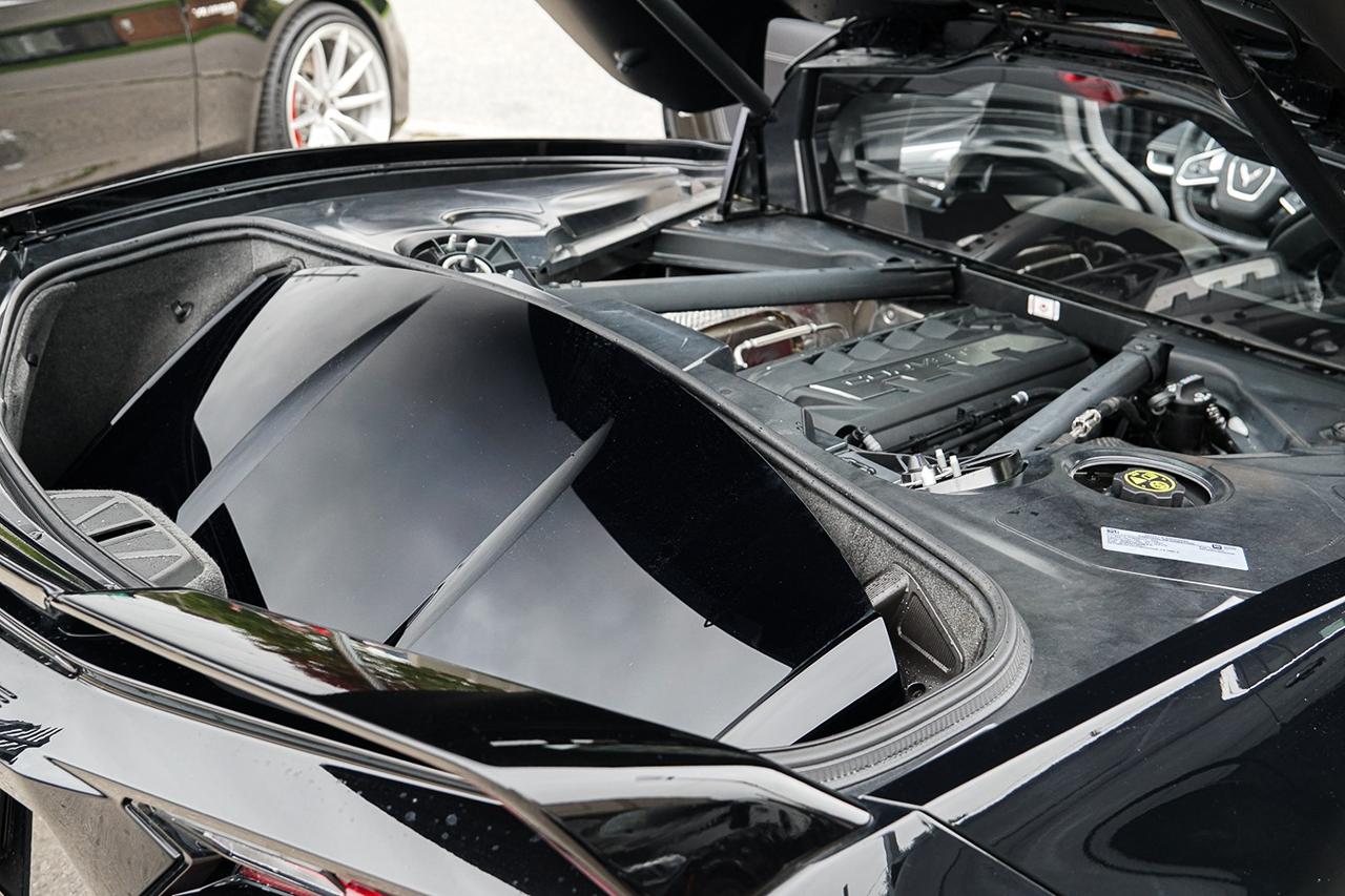 2024 Chevrolet Corvette 1LT STINGRAY COUPE|MANUAL CONVERTIBLE|NAVI|490 HP! Photo