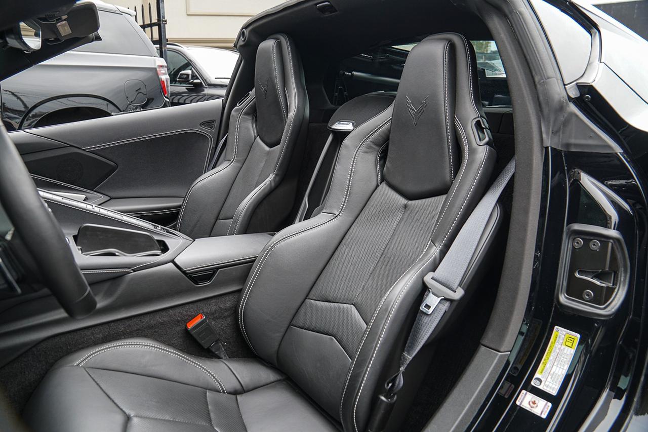 2024 Chevrolet Corvette 1LT STINGRAY COUPE|MANUAL CONVERTIBLE|NAVI|490 HP! Photo