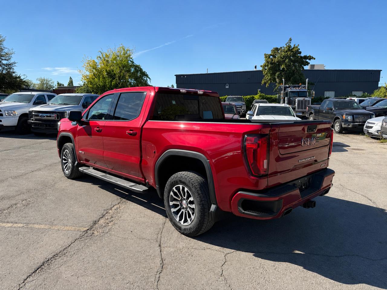 2019 GMC Sierra 1500 4WD Crew Cab 147" AT4 Photo