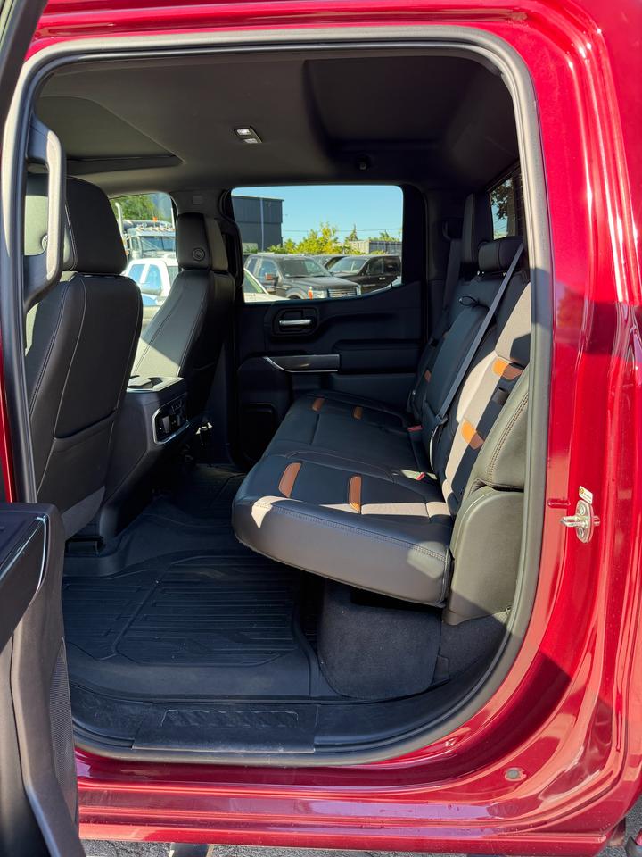 2019 GMC Sierra 1500 4WD Crew Cab 147" AT4 Photo