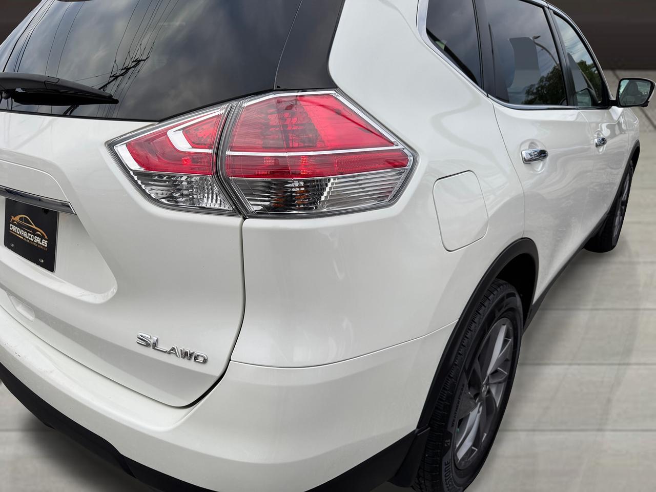 2016 Nissan Rogue SL AWD+CLEAN CARFAX *SUPER CLEAN* Leather+Roof Photo