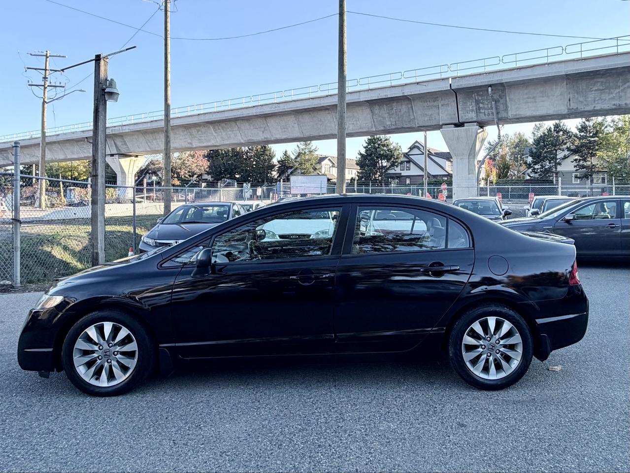 2010 Honda Civic FINANCING AVAILABLE Photo9