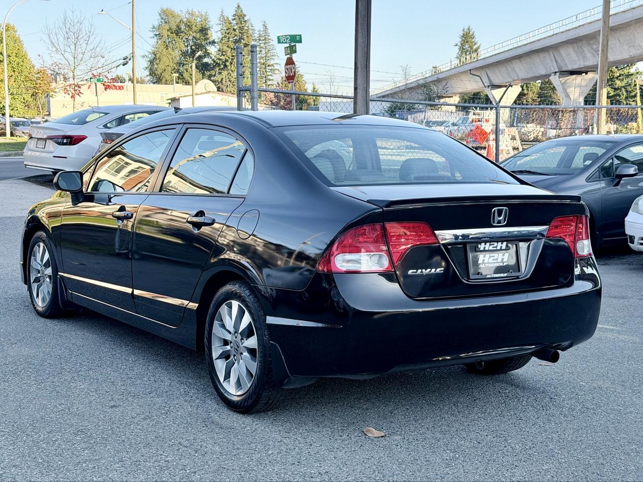 2010 Honda Civic FINANCING AVAILABLE Photo8