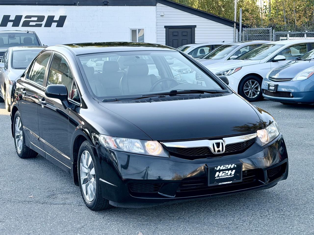 2010 Honda Civic FINANCING AVAILABLE Photo4