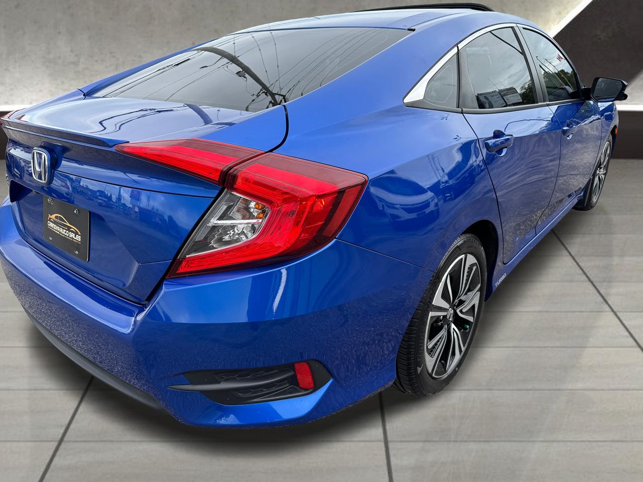2018 Honda Civic EX-T+ONE OWNER+CLEAN CARFAX+Roof+LKA Photo
