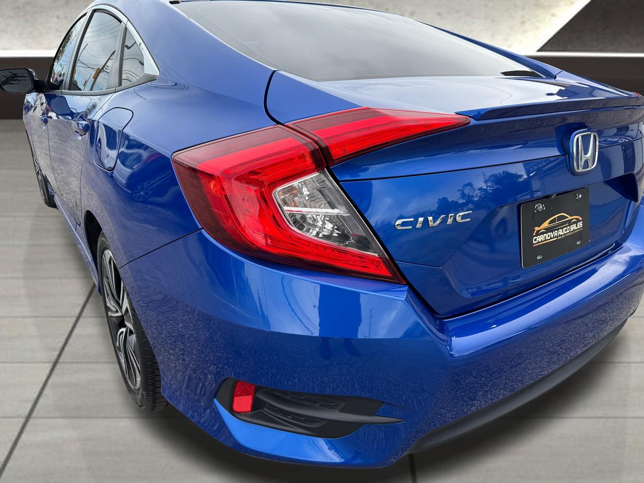2018 Honda Civic EX-T+ONE OWNER+CLEAN CARFAX+Roof+LKA Photo