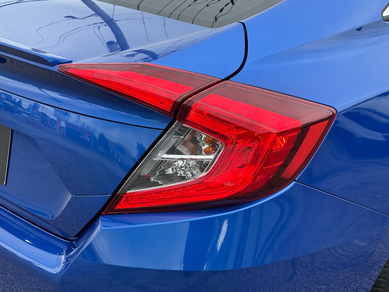 2018 Honda Civic EX-T+ONE OWNER+CLEAN CARFAX+Roof+LKA Photo