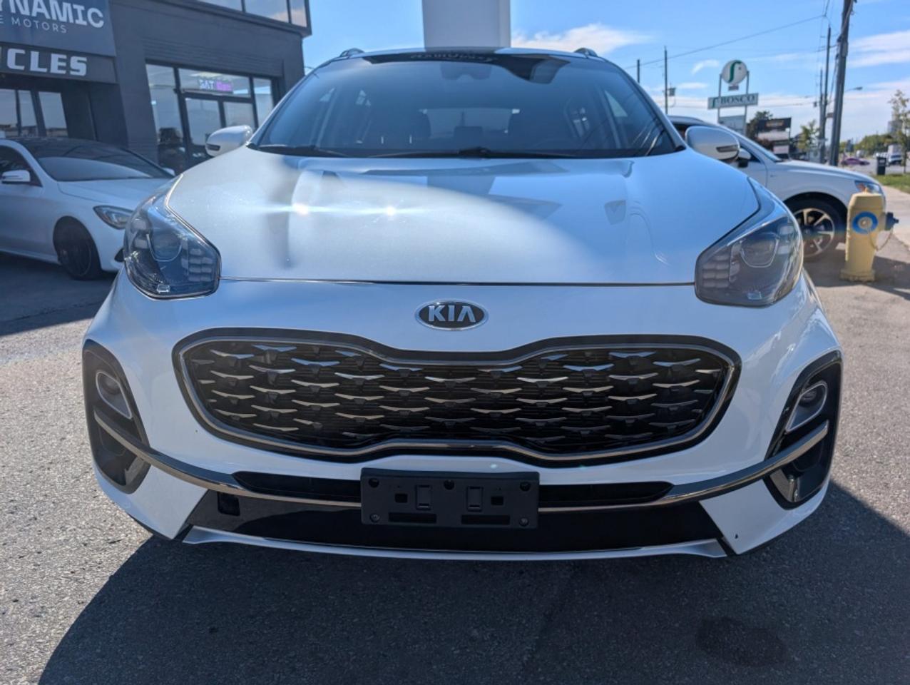 2022 Kia Sportage EX AWD |SUNROOF |LEATHER |CAMERA |HEATED SEATS - Photo #2