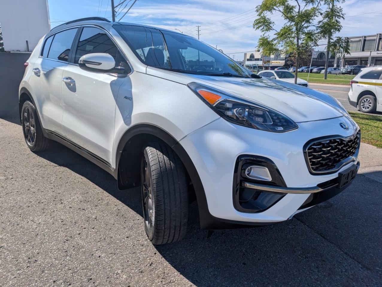 2022 Kia Sportage EX AWD |SUNROOF |LEATHER |CAMERA |HEATED SEATS Photo