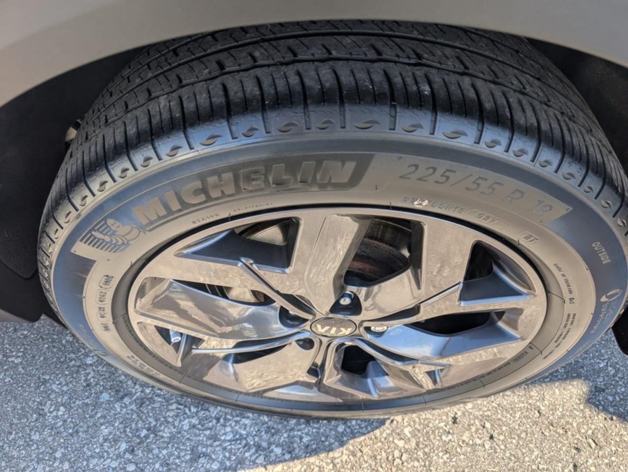 2022 Kia Sportage EX AWD |SUNROOF |LEATHER |CAMERA |HEATED SEATS Photo
