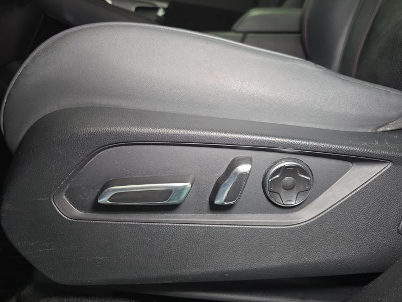 2023 Acura RDX A-Spec Photo
