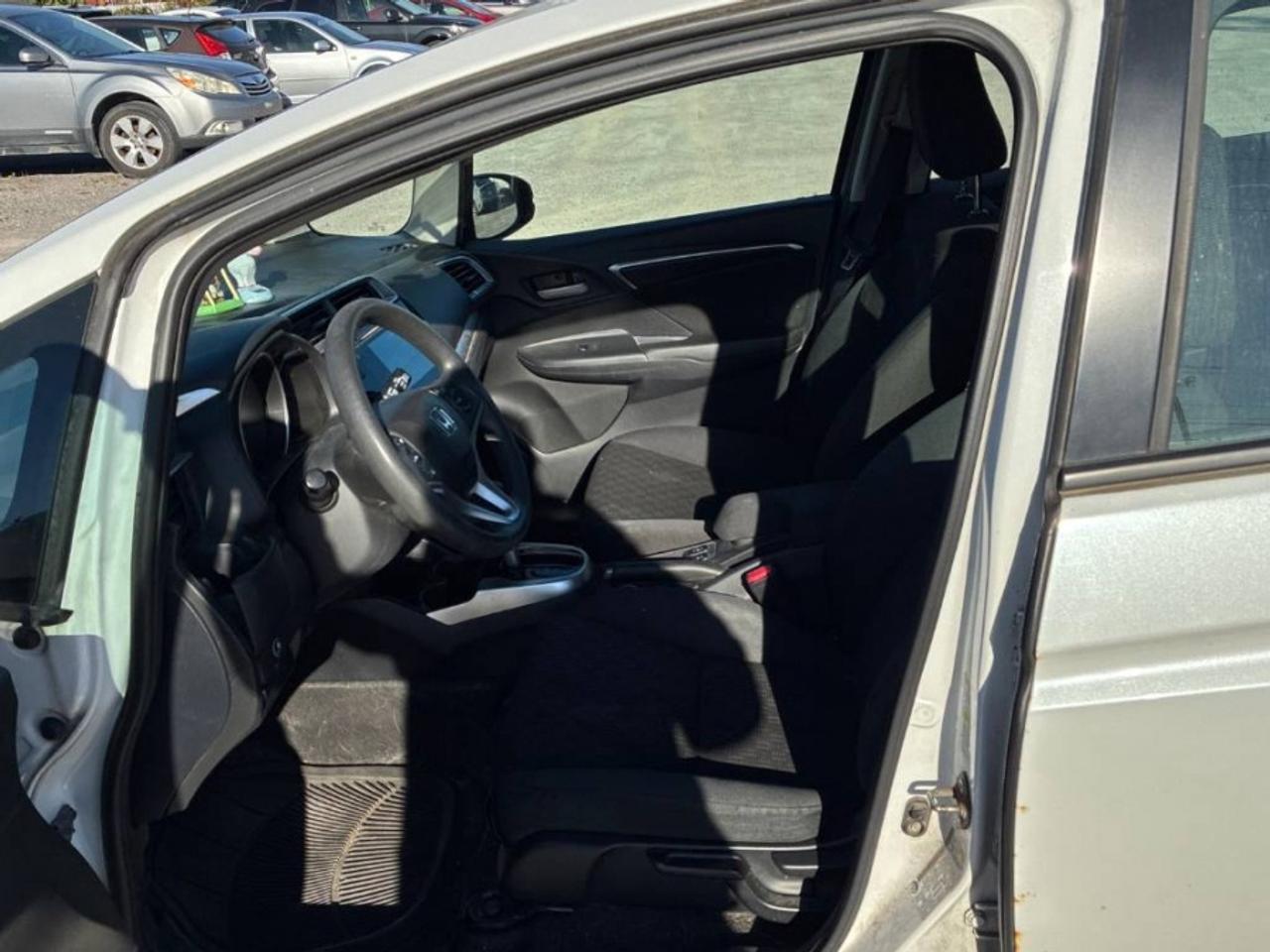 2016 Honda Fit * NO ACCIDENTS * AS IS ONLY LX Photo0