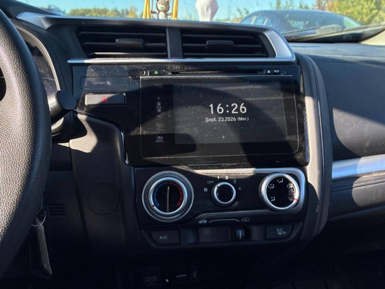 2016 Honda Fit * NO ACCIDENTS * AS IS ONLY LX Photo