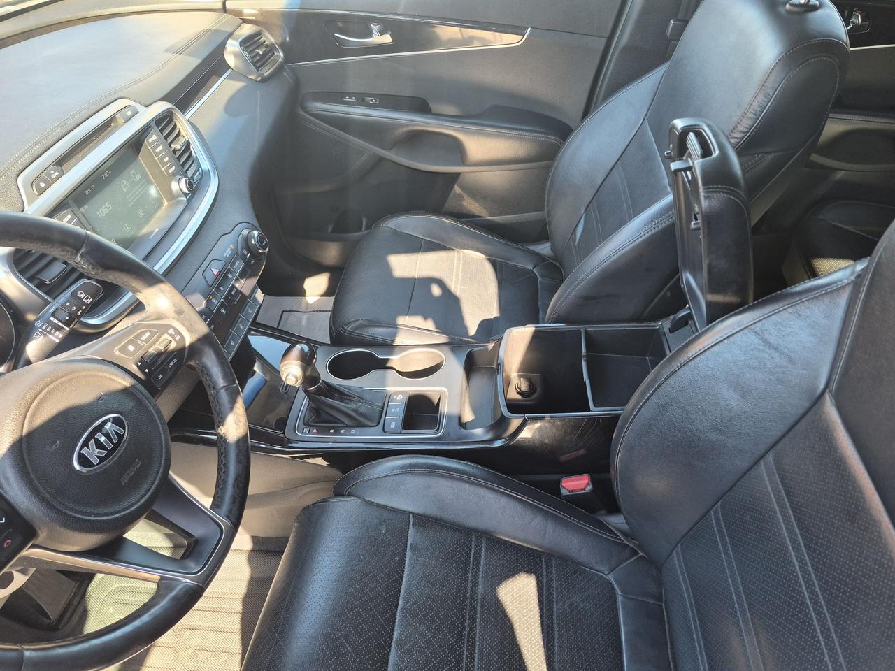 2017 Kia Sorento EX V6 Photo