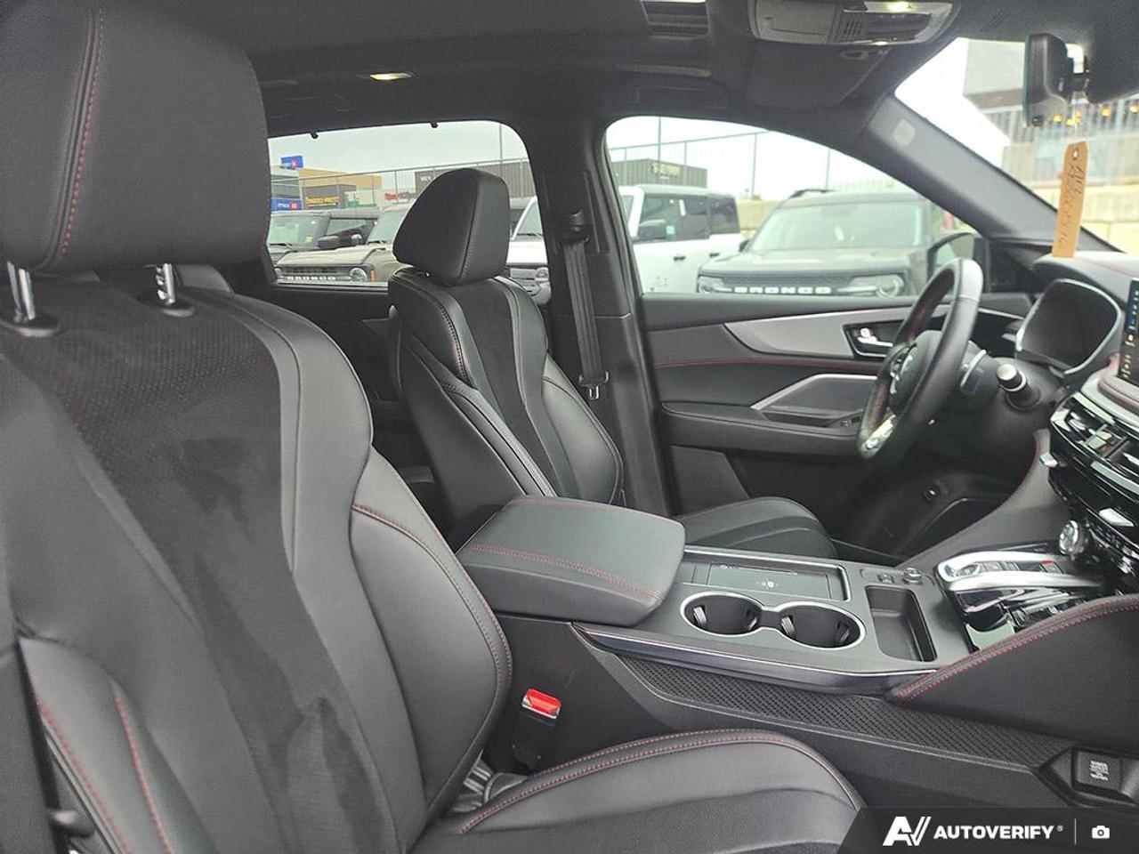 2025 Acura MDX A-Spec | AWD | ONE OWNER! | NO ACCIDENTS Photo