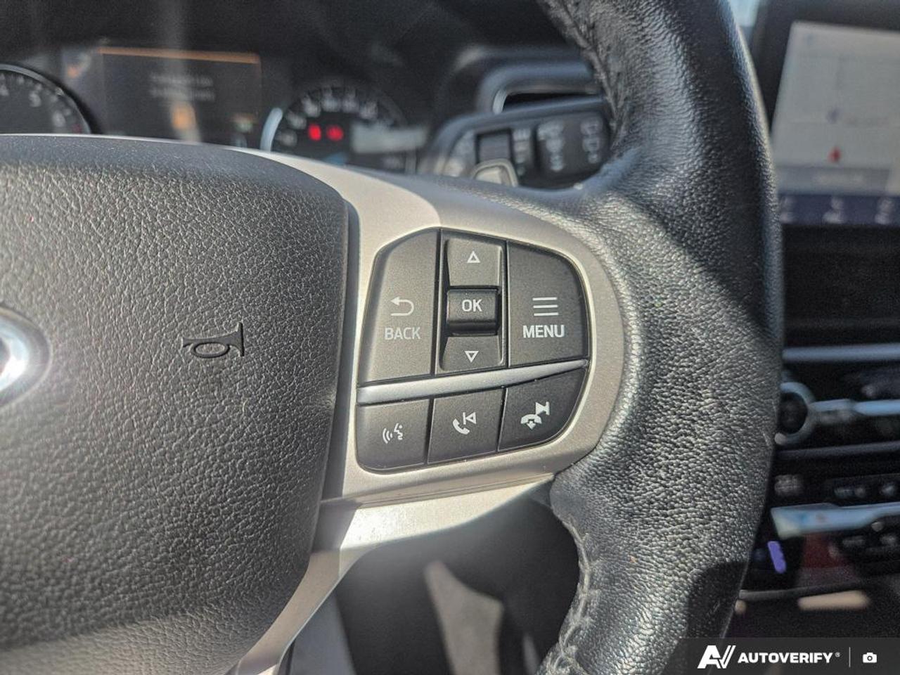 2021 Ford Explorer Limited | HYBRID | MOONROOF | TOW PKG | NO ACCIDENTS Photo