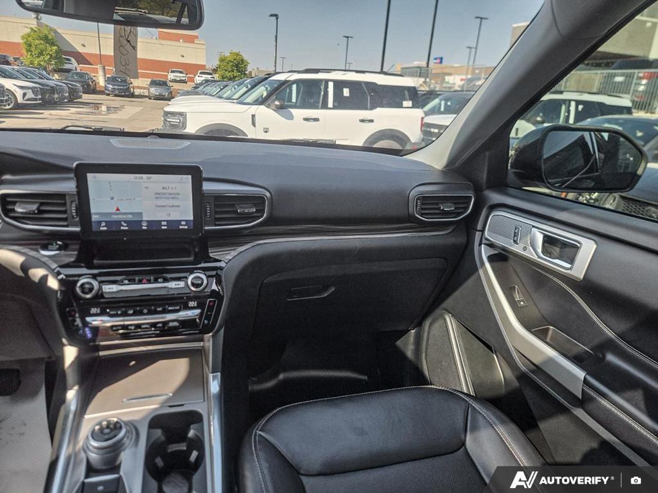 2021 Ford Explorer Limited | HYBRID | MOONROOF | TOW PKG | NO ACCIDENTS Photo