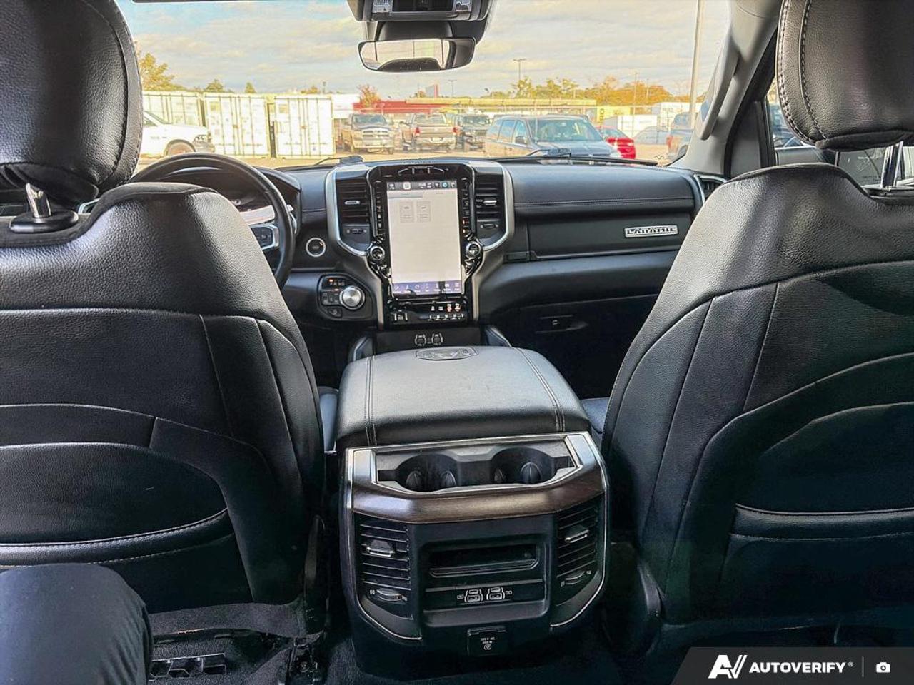 2022 RAM 1500 Laramie HEMI CAPABILITY | LARAMIE LUXURY Photo