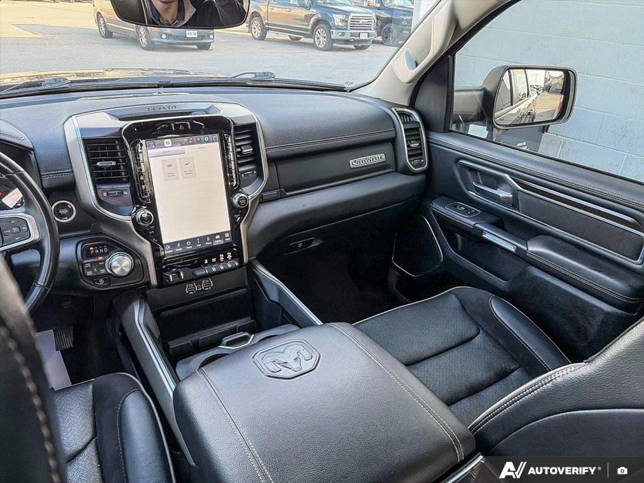 2022 RAM 1500 Laramie HEMI CAPABILITY | LARAMIE LUXURY Photo