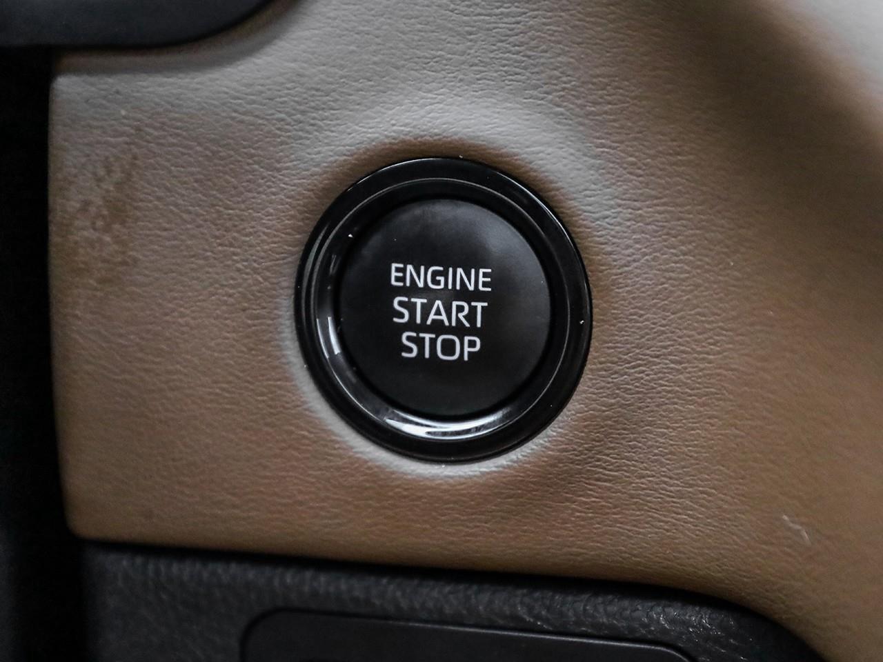 2025 Toyota Tundra Platinum NO ACCIDENTS-VENTILATED SEATS-HEATED STEERING WHEEL-LEATHER- Photo