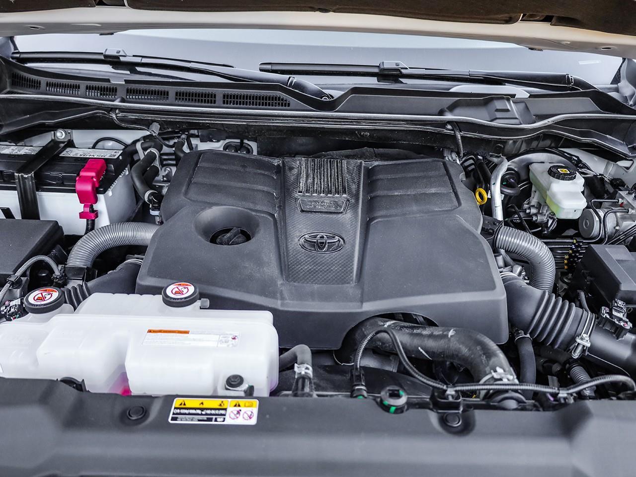 2026 Toyota Tundra Limited HEATED STEERING WHEEL-VENTILATED SEATS-MOONROOF-LEATHER SEATS- Photo
