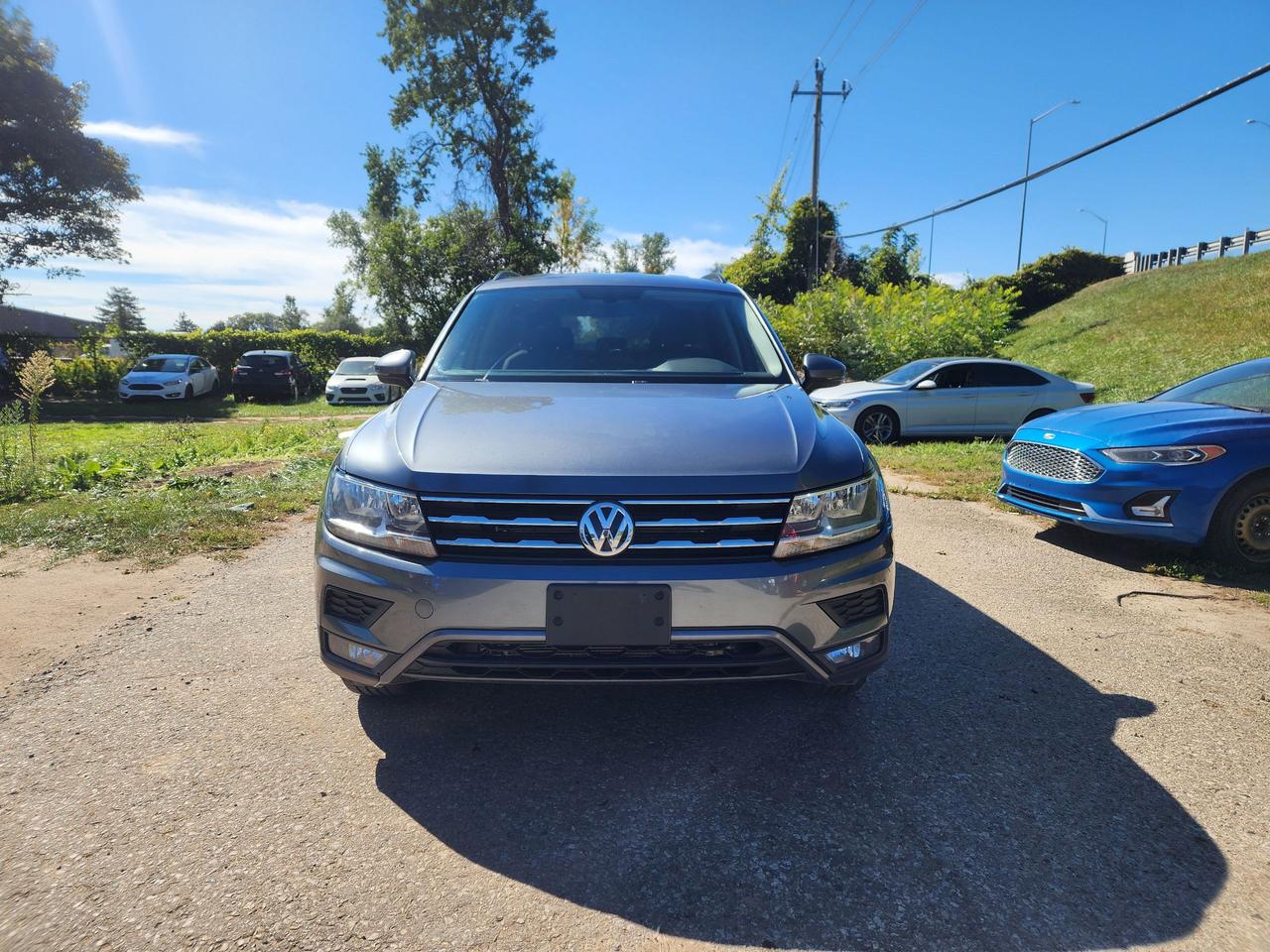 2021 Volkswagen Tiguan COMFORTLINE l Clean Carfax l AWD Photo1
