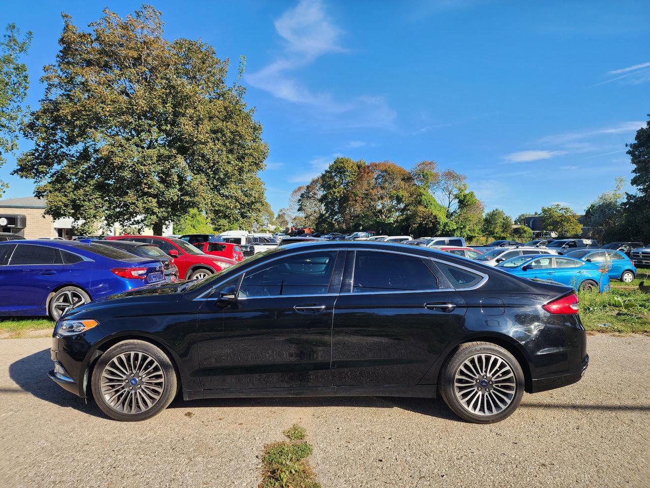 2017 Ford Fusion SE l AWD l 2.0 L l 28 SERVICE RECORDS l Photo