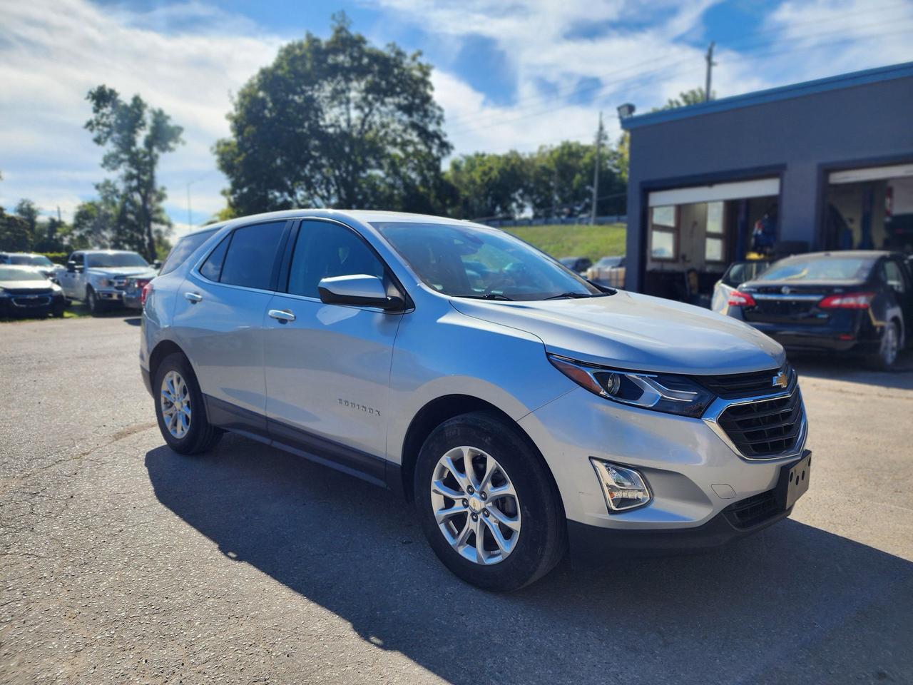 2020 Chevrolet Equinox LT l Clean Carfax l No Accident l FWD Photo