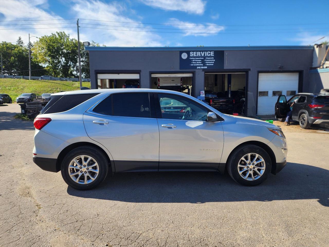 2020 Chevrolet Equinox LT l Clean Carfax l No Accident l FWD Photo