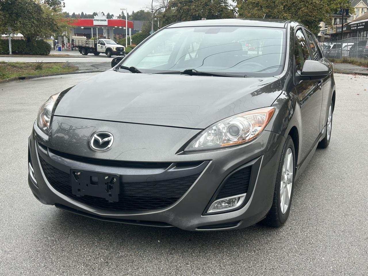 2011 Mazda MAZDA3 GS - Photo #1
