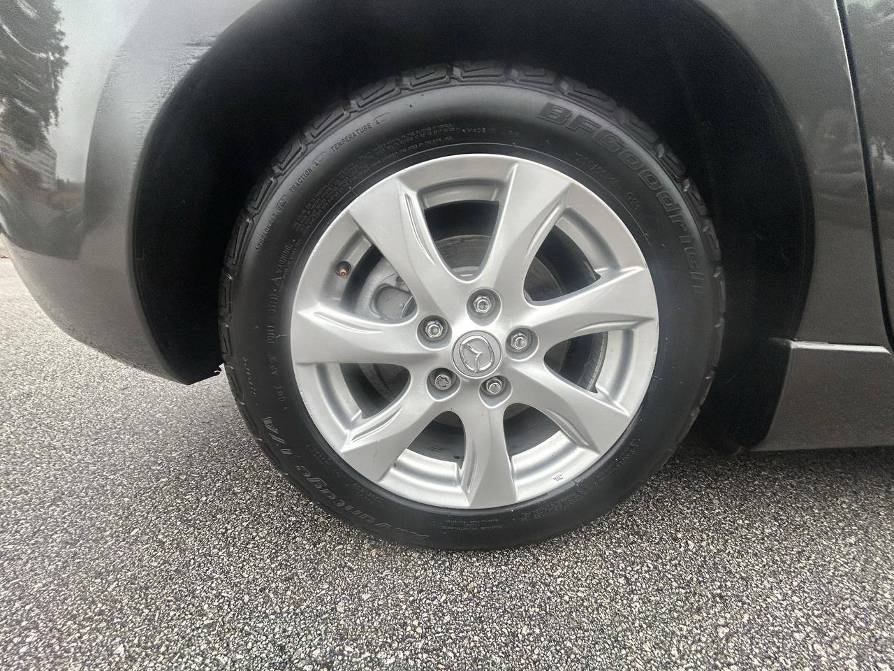 2011 Mazda MAZDA3 GS Photo