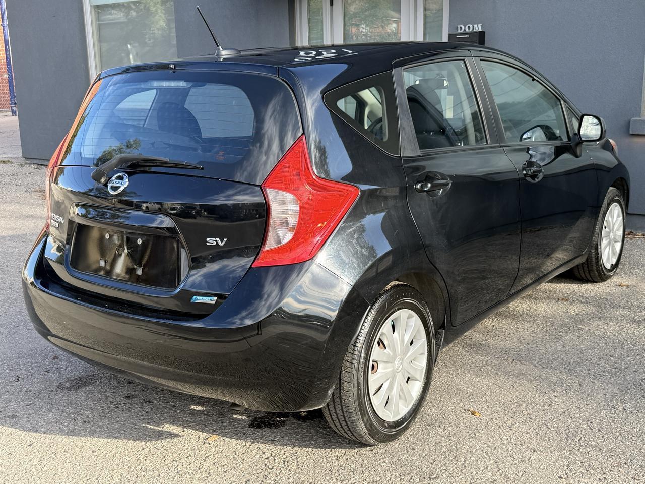 2014 Nissan Versa Note SV Photo