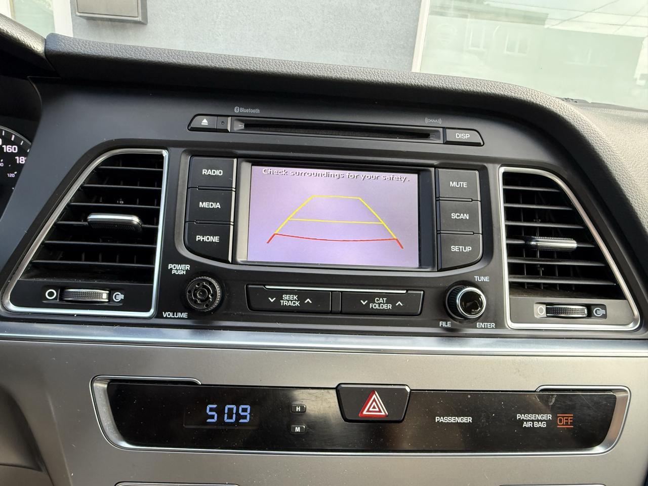 2015 Hyundai Sonata 2.4L GL Photo