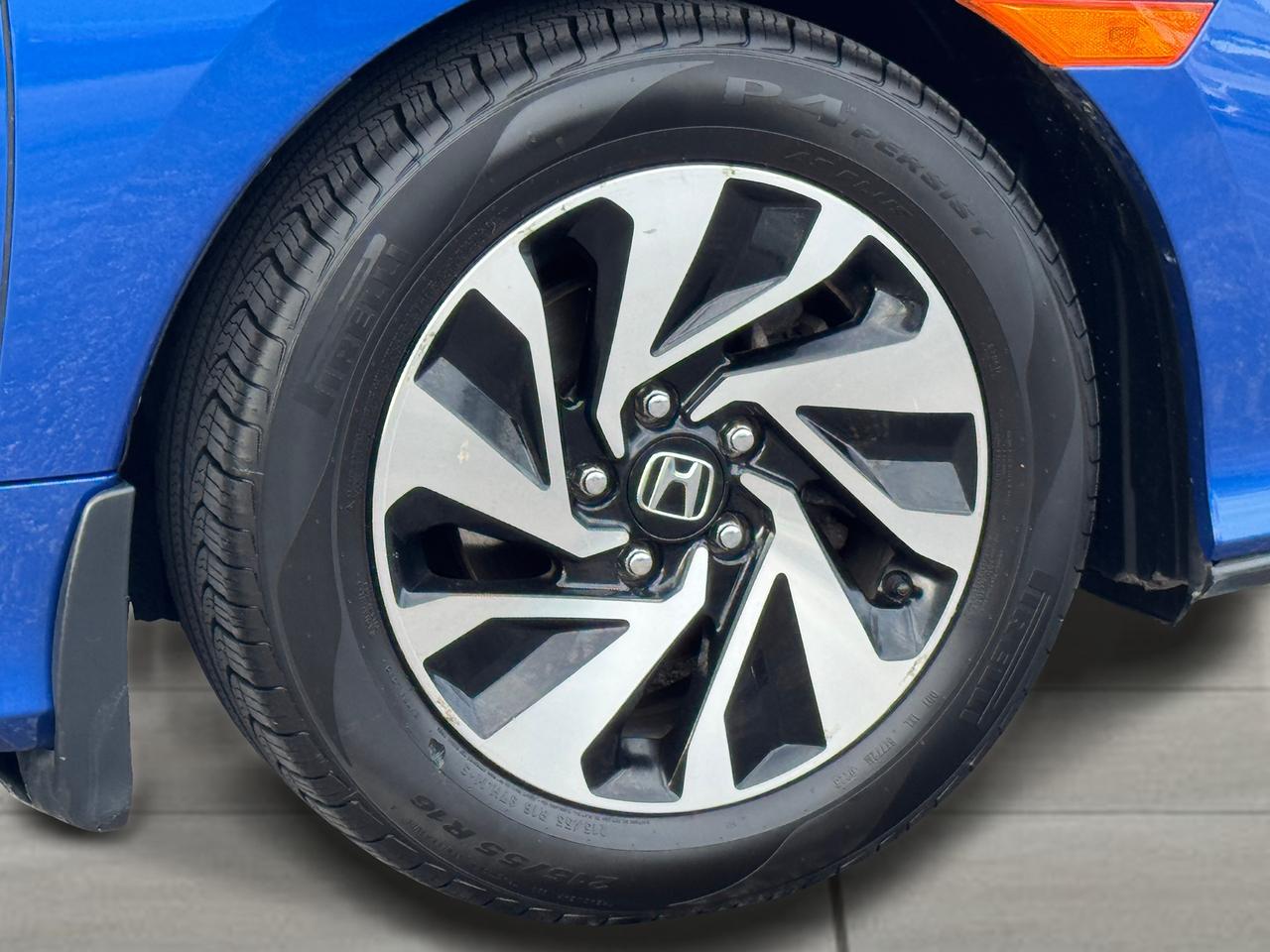 2017 Honda Civic LX+ONE OWNER+CLEAN CARFAX+SUPER CLEAN Photo