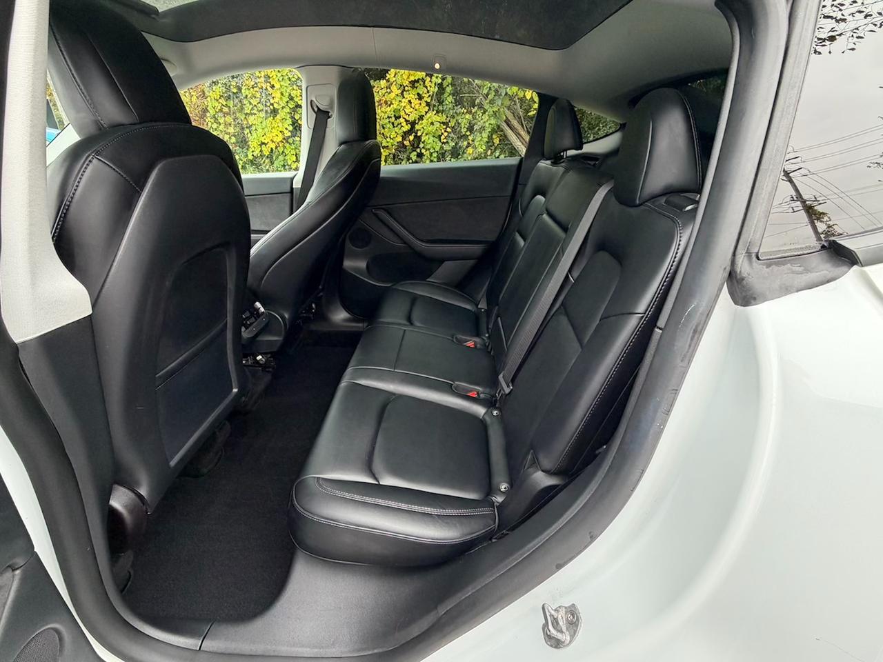 2022 Tesla Model Y Long Range AWD Photo